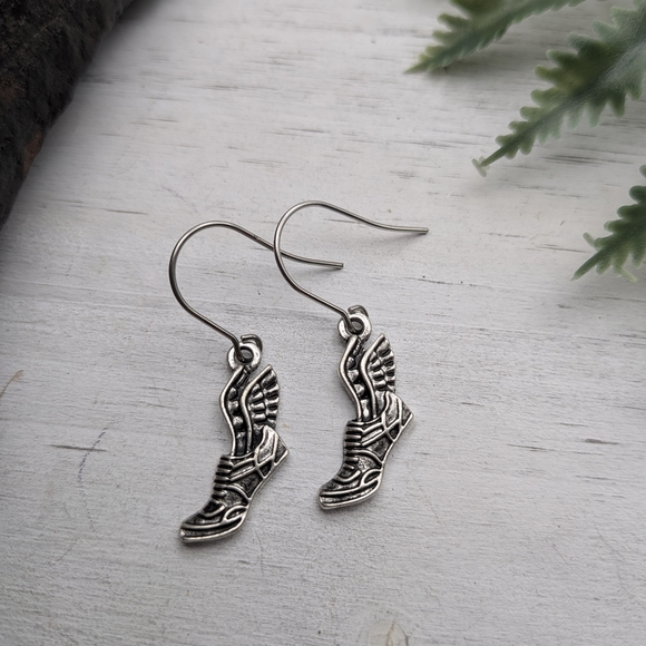 Track And Field Earrings / Cross Country / Sports Mom Jewelry - Picture 2 of 5